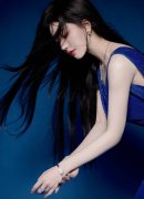  <strong>男生和女生滑轮鞋差差差差</strong>